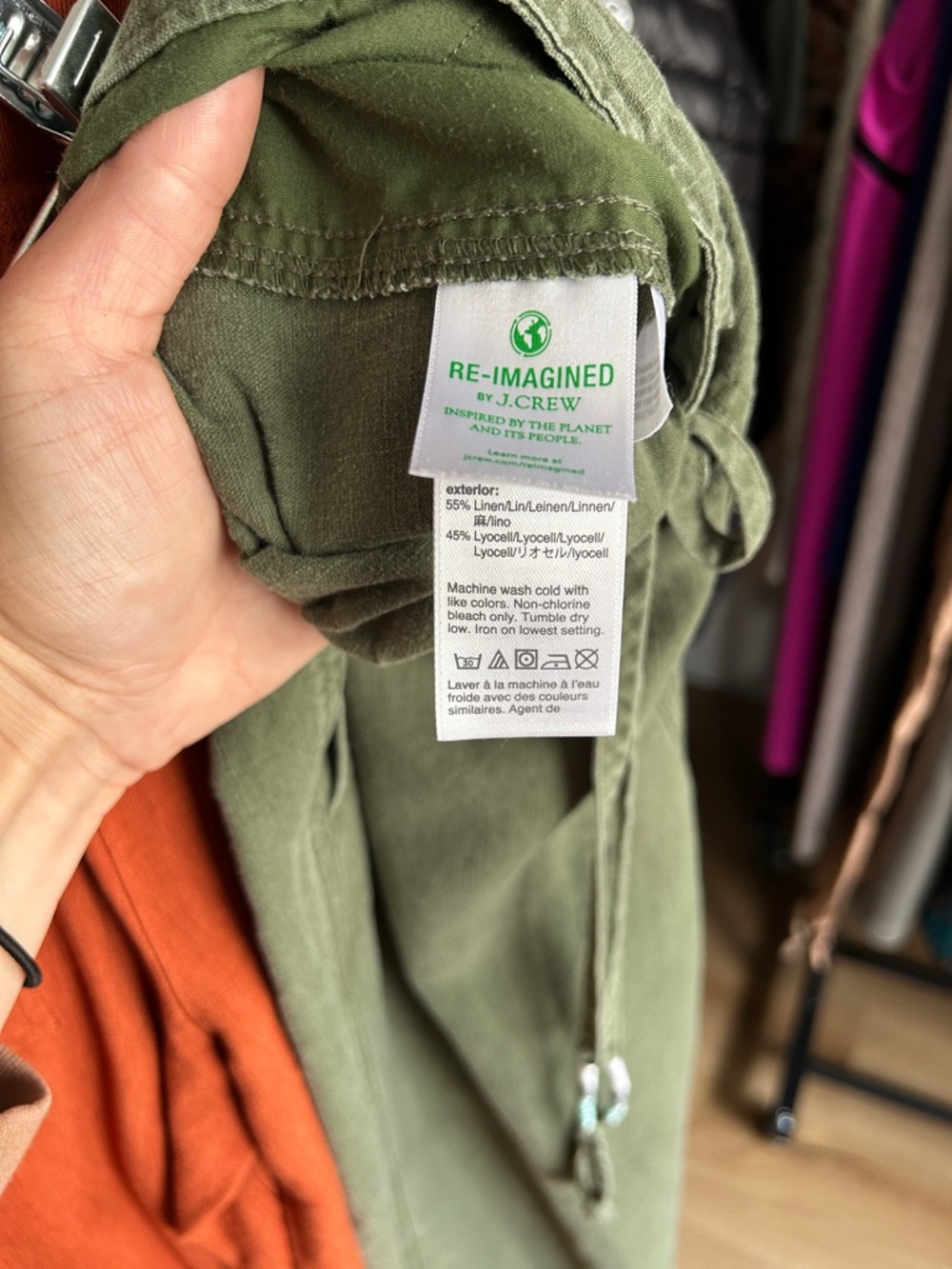 J. Crew 55% Linen Pants. Size Small. 26” inseam. Functional front/back pockets - Picture 4 of 5